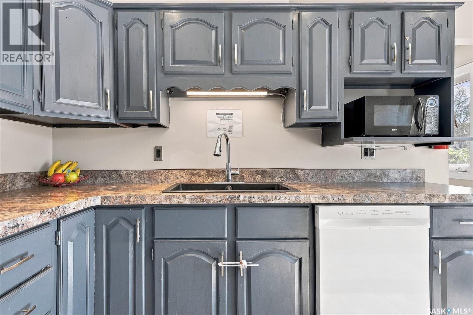1006 Whitewood Crescent, Saskatoon, SK