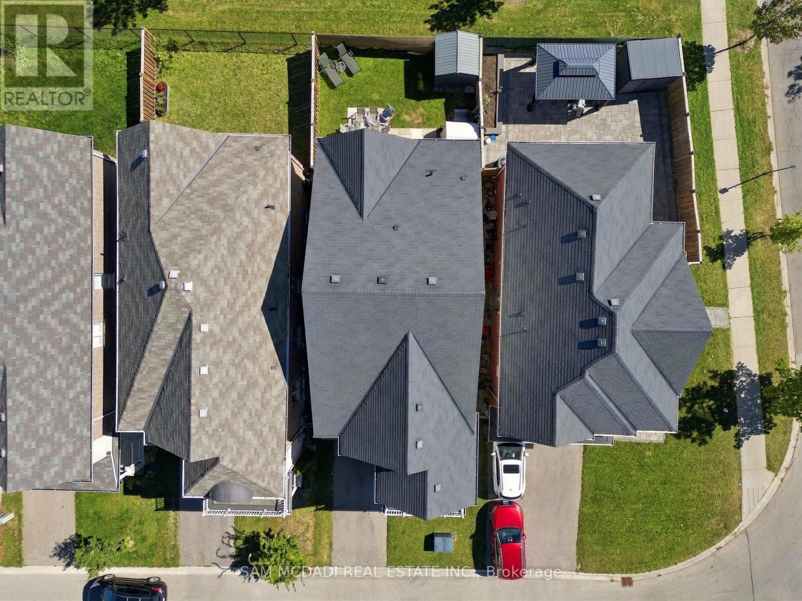8 Celano Drive, Hamilton, ON