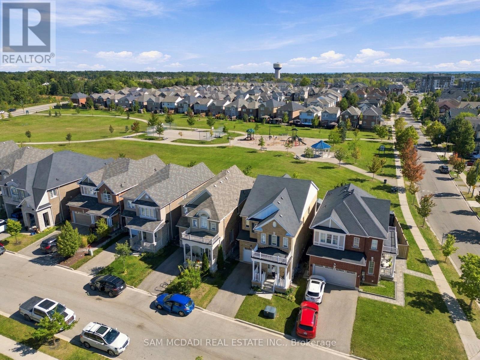 8 Celano Drive, Hamilton, ON