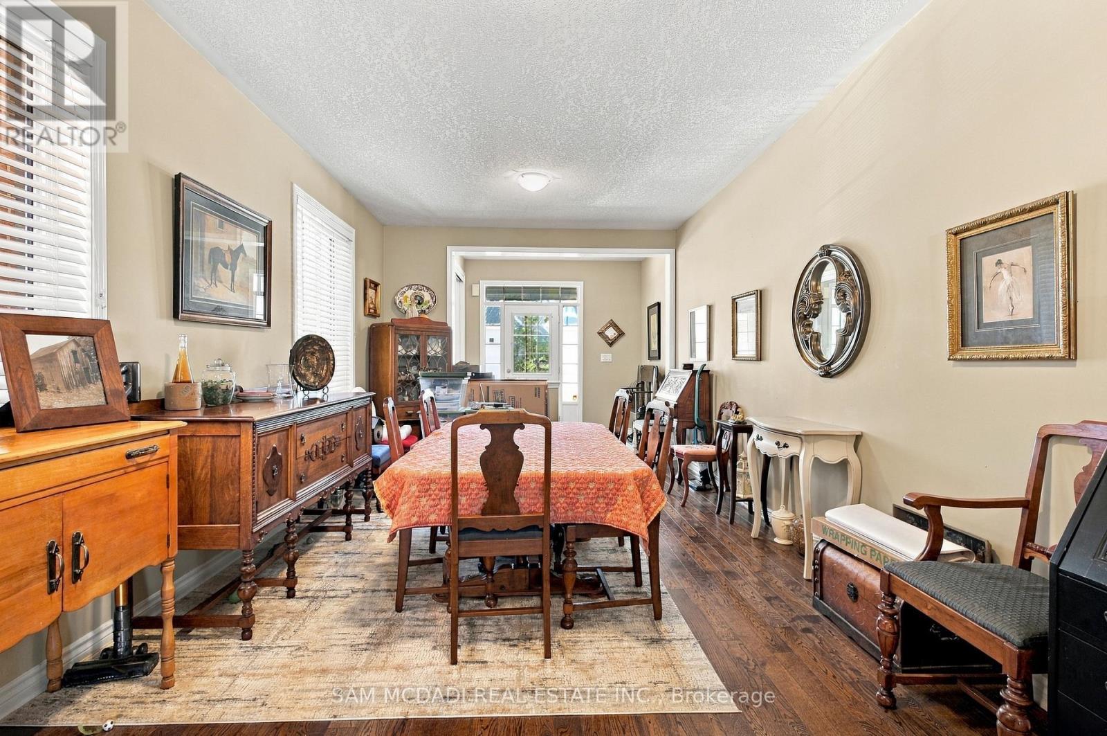 8 Celano Drive, Hamilton, ON