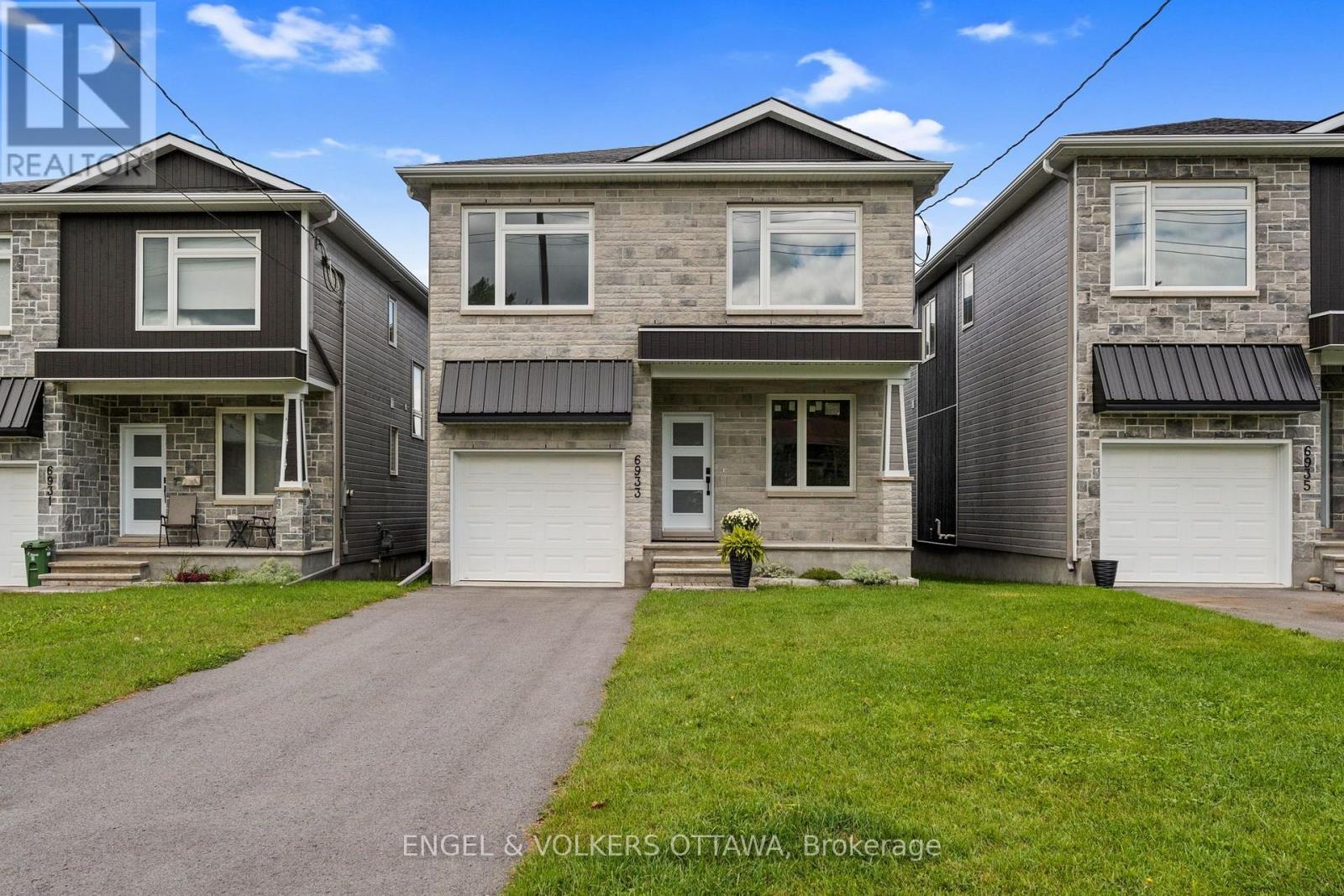 6933 Notre Dame Street, Ottawa, ON
