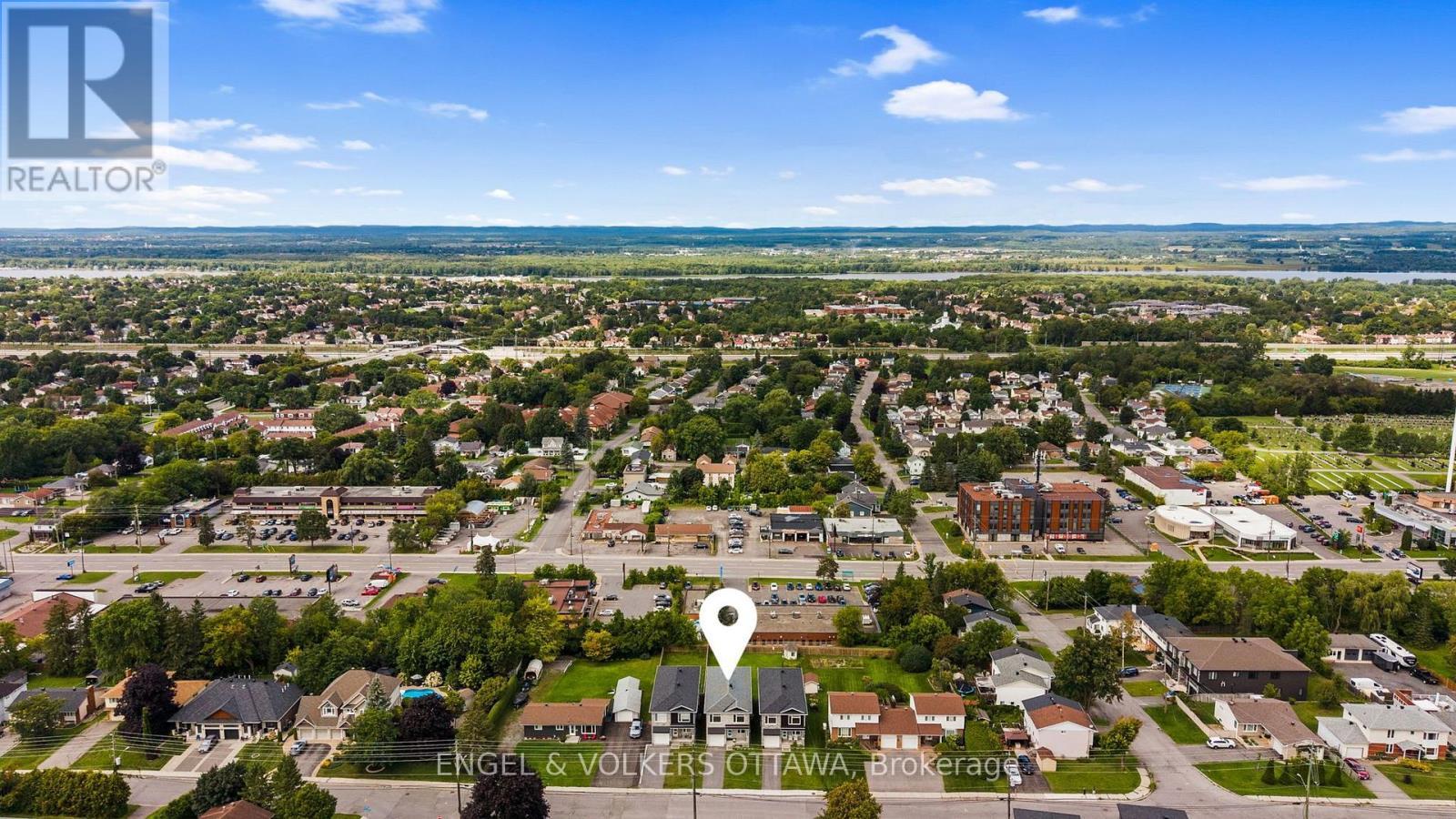 6933 Notre Dame Street, Ottawa, ON