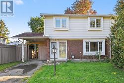 68 DOWNSVIEW CRESCENT Ottawa, ON K2G 0A5