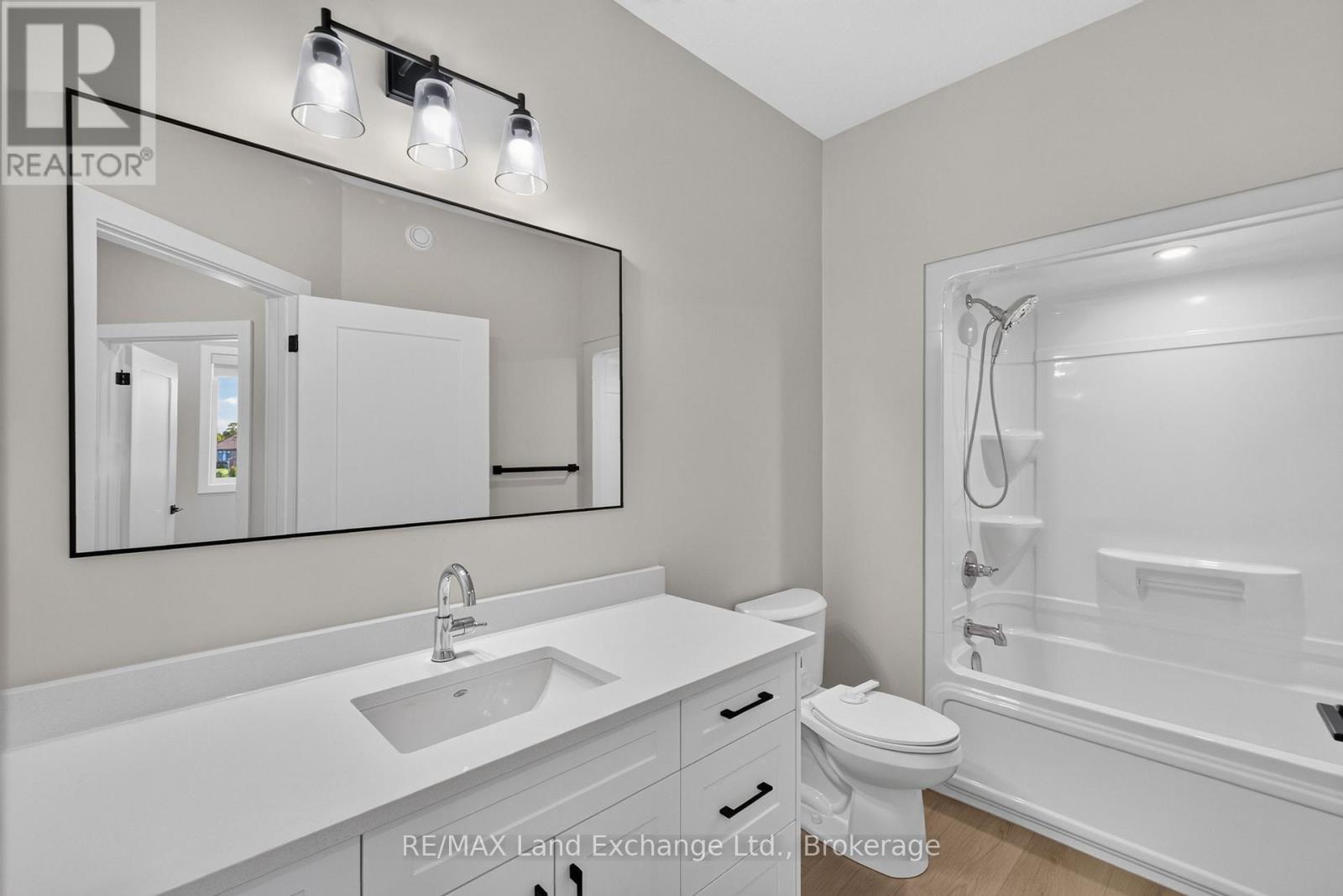 Main Floor Bathroom - 48 Mctavish Crescent, Huron-Kinloss, ON