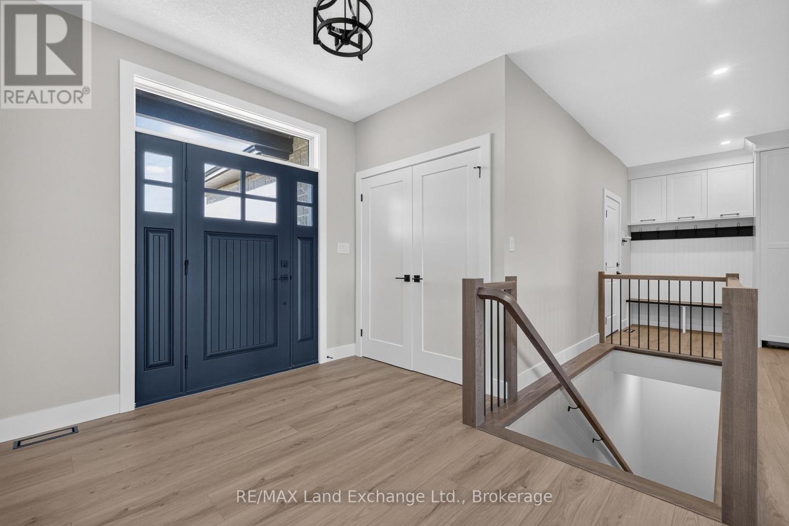 Welcoming Foyer - 48 Mctavish Crescent, Huron-Kinloss, ON