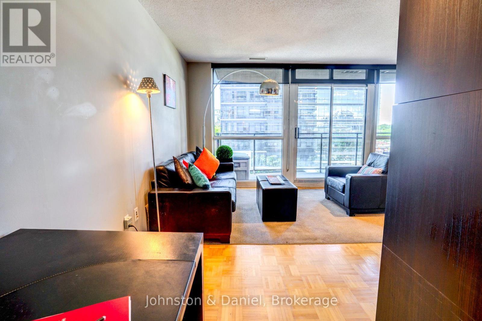 805 - 33 Sheppard Avenue E, Toronto, ON