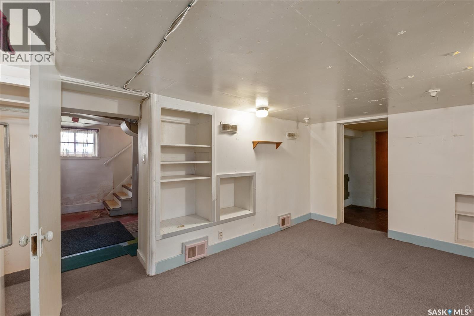 221 21St Street W, Prince Albert, SK