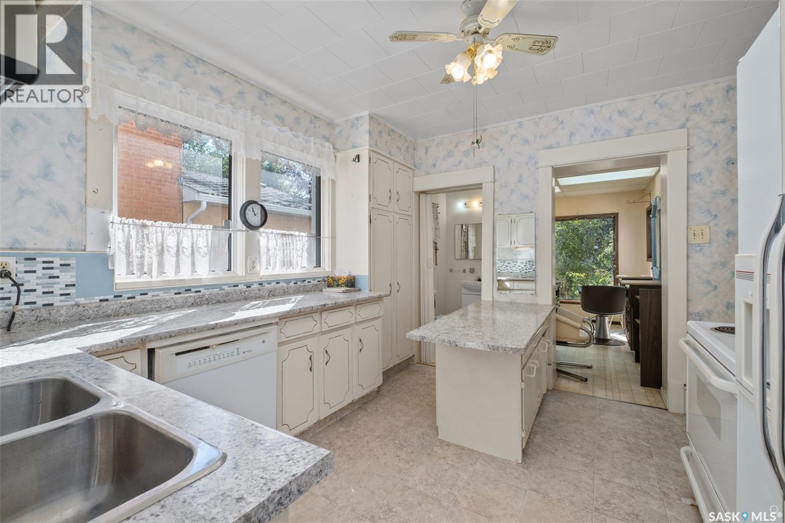 221 21St Street W, Prince Albert, SK