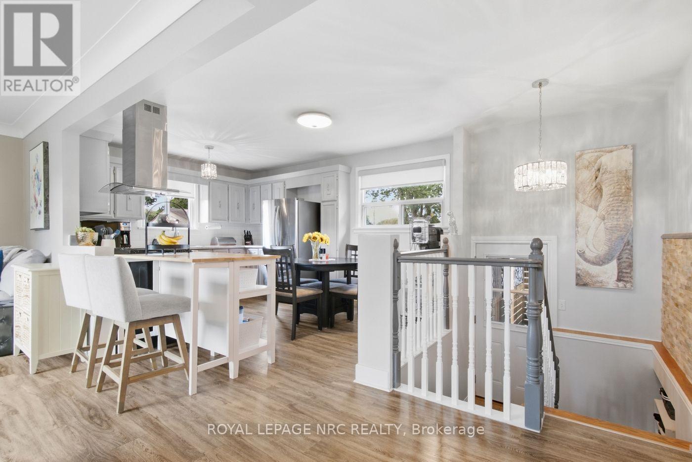 8031 Watson Street, Niagara Falls (Ascot), ON