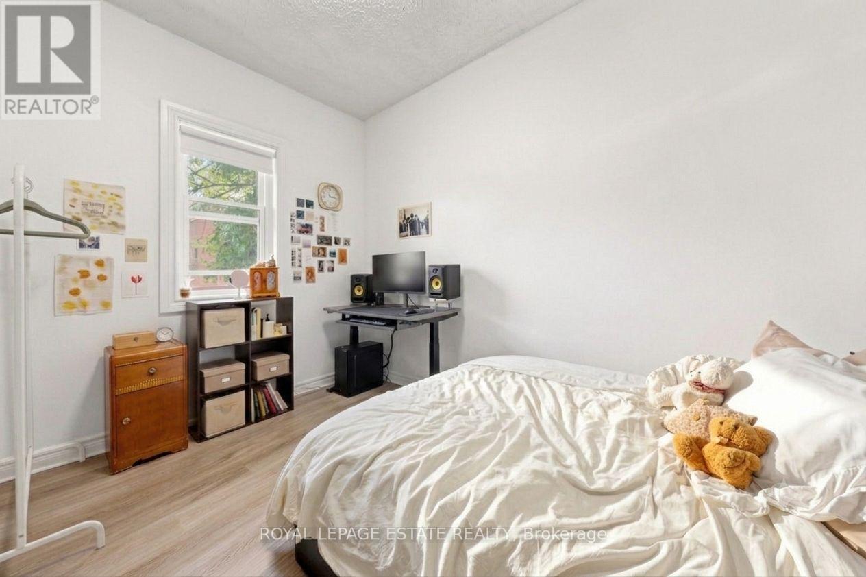 44 Mitchell Avenue, Toronto, ON