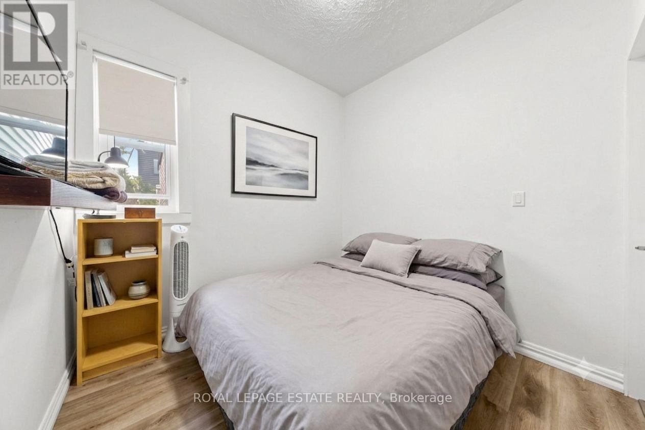 44 Mitchell Avenue, Toronto, ON