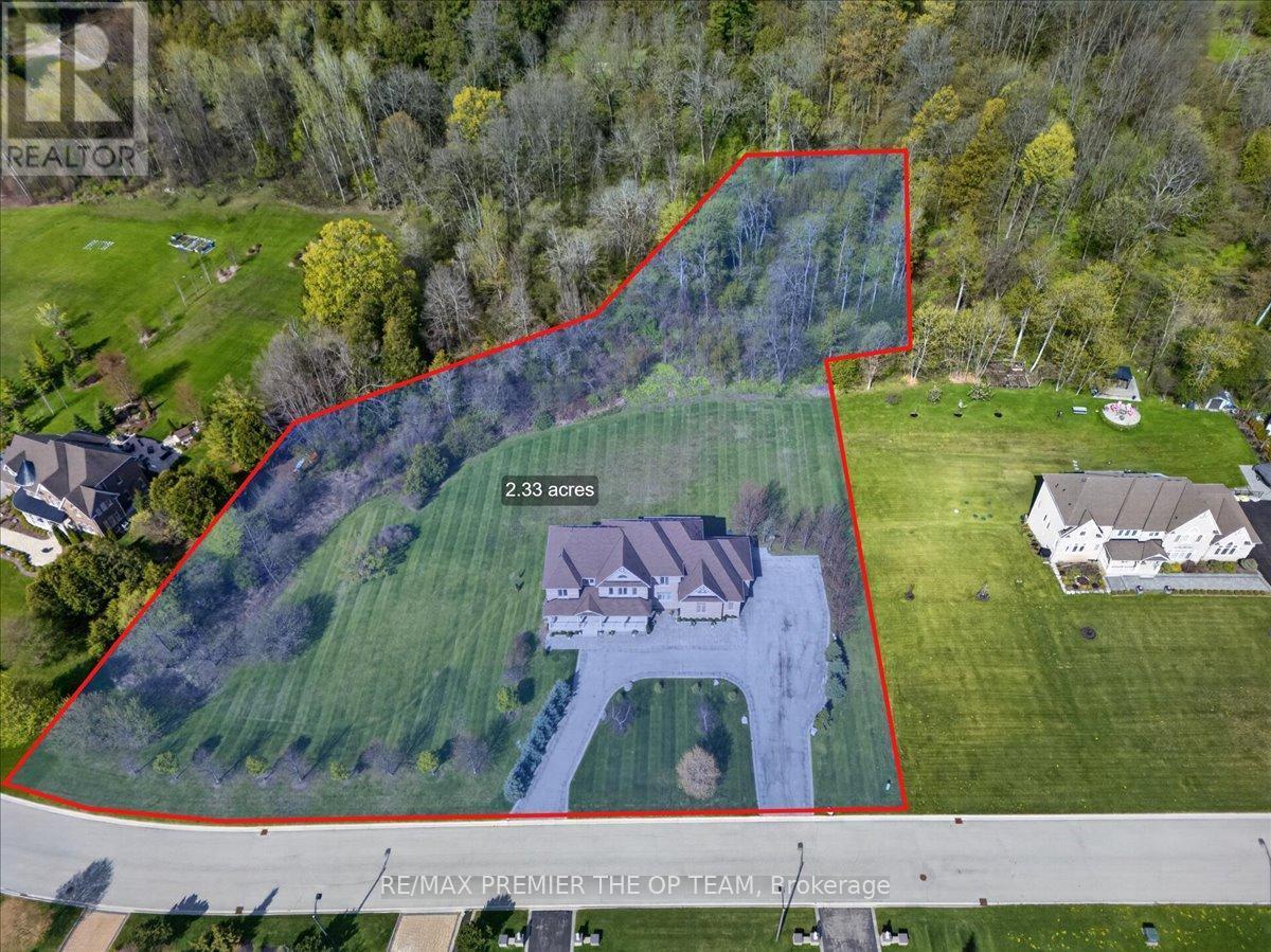 102 Pine Hill Road, Bradford West Gwillimbury, ON