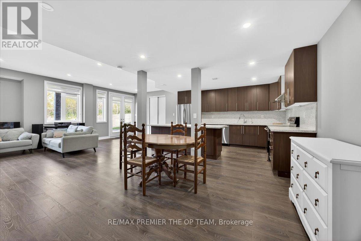 102 Pine Hill Road, Bradford West Gwillimbury, ON