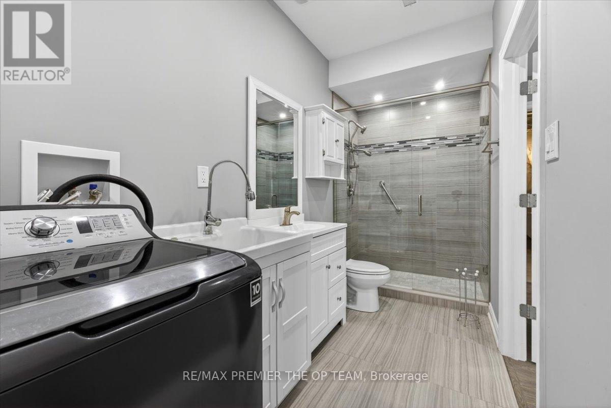 102 Pine Hill Road, Bradford West Gwillimbury, ON