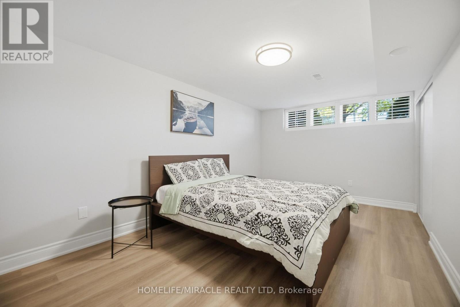 3008 Britannia Road W, Mississauga, ON