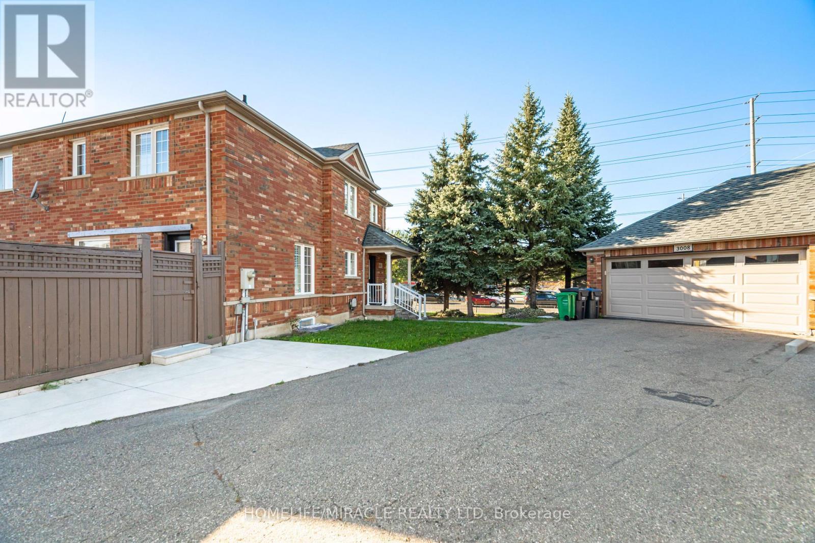 3008 Britannia Road W, Mississauga, ON