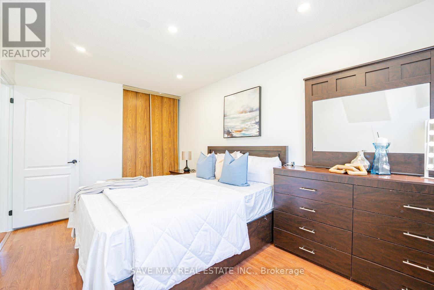 124 Wexford Road, Brampton, ON