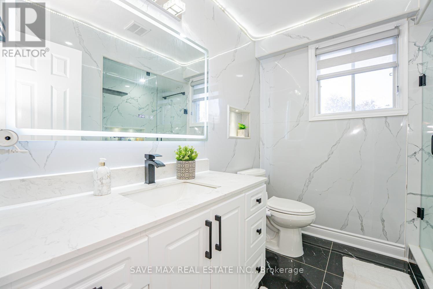 124 Wexford Road, Brampton, ON