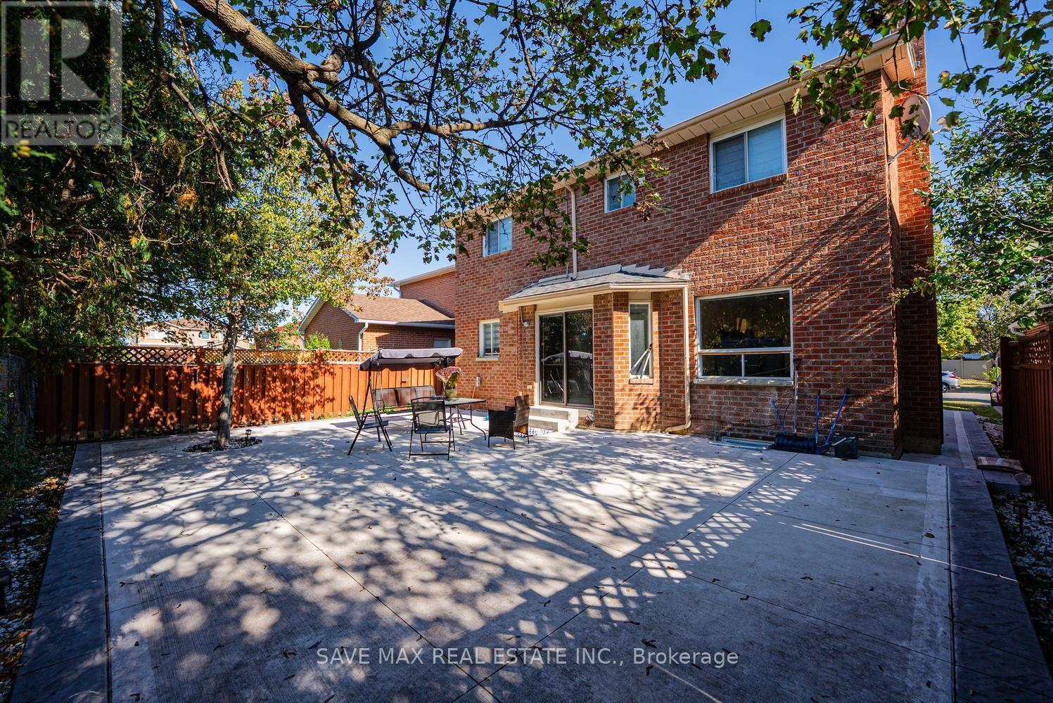 124 Wexford Road, Brampton, ON