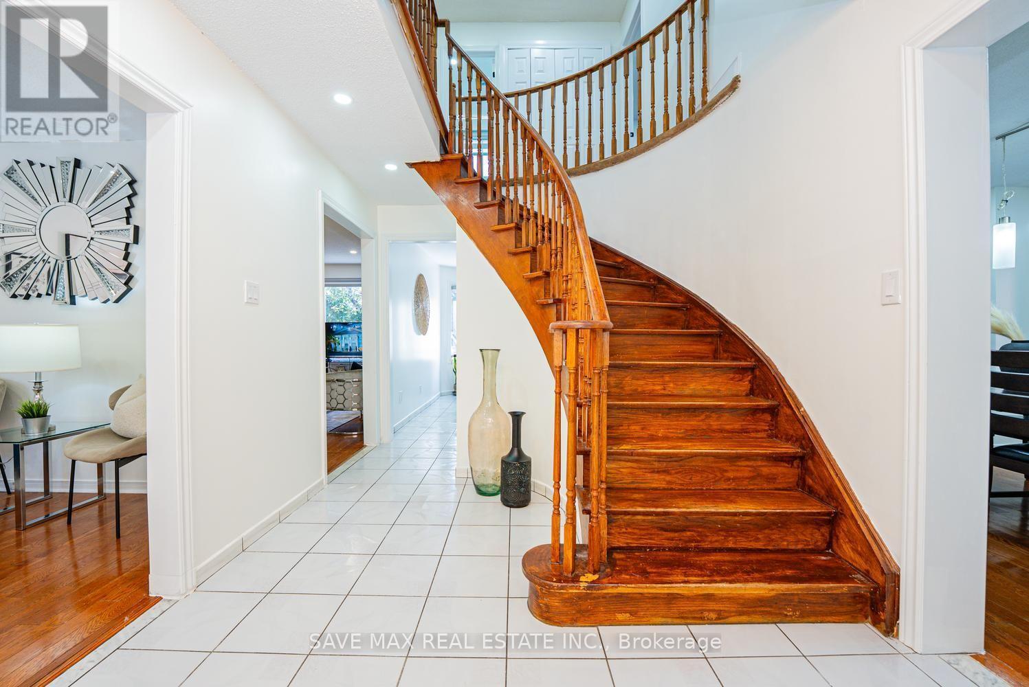 124 Wexford Road, Brampton, ON