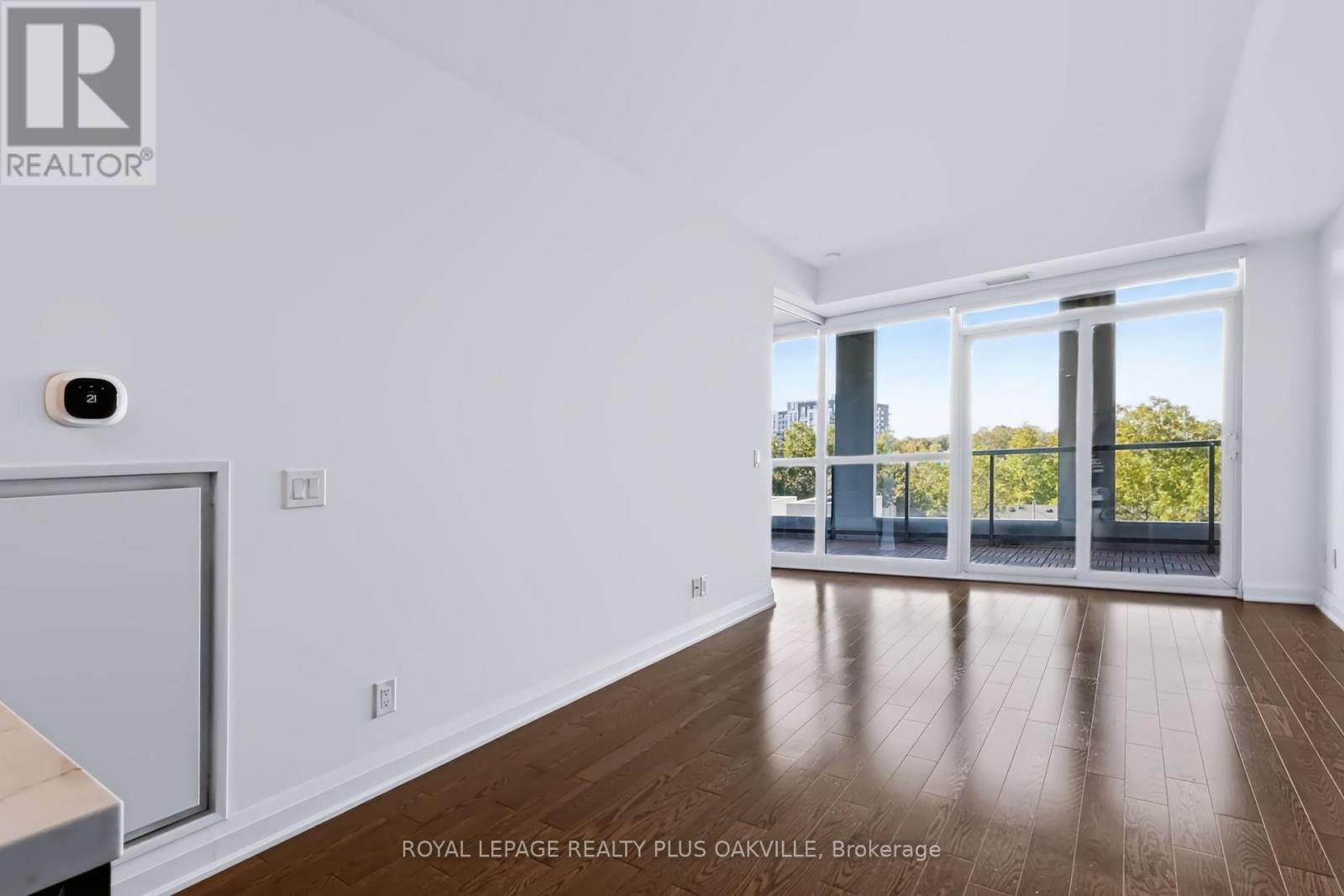 508 - 11 Bronte Road, Oakville, ON