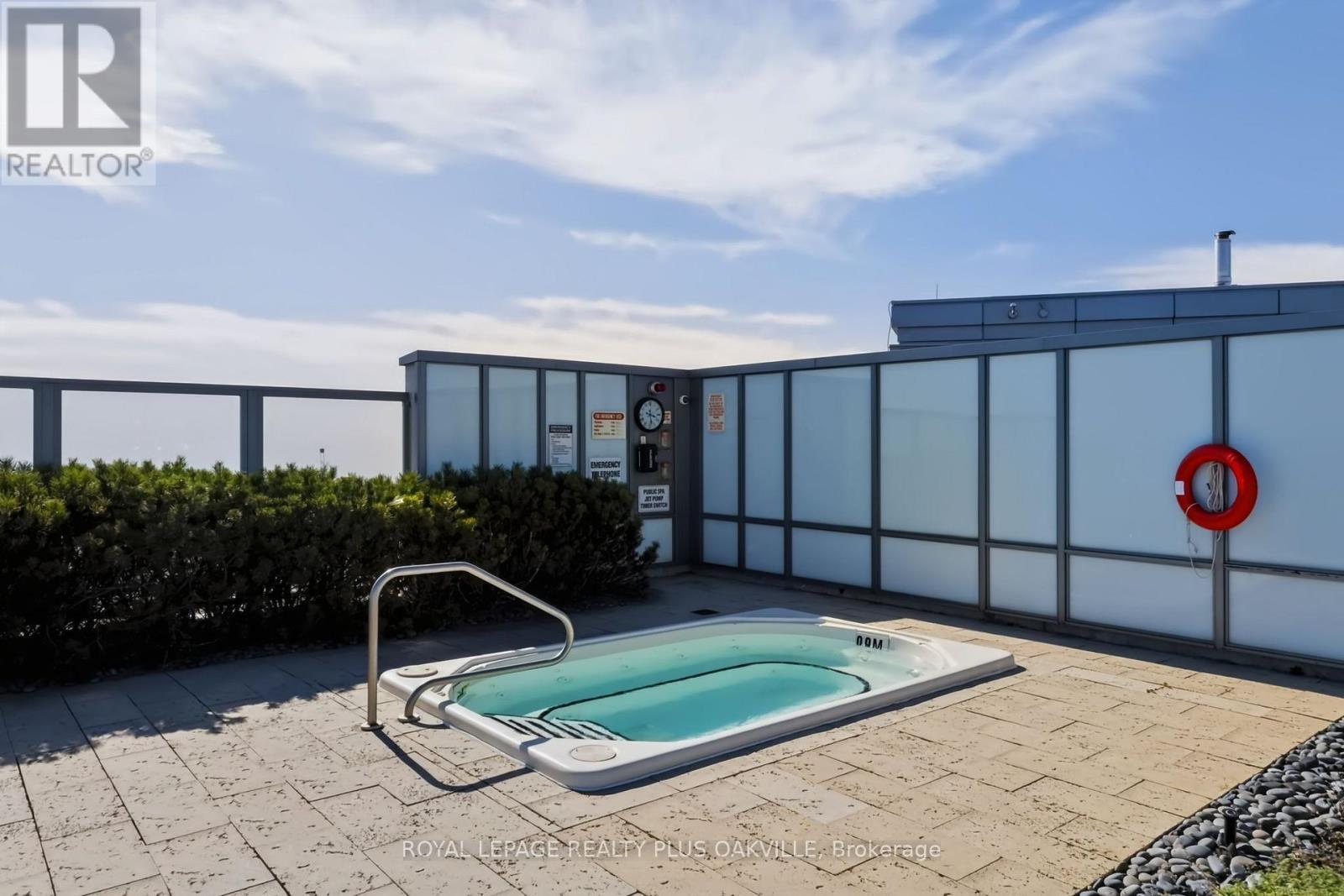 508 - 11 Bronte Road, Oakville, ON