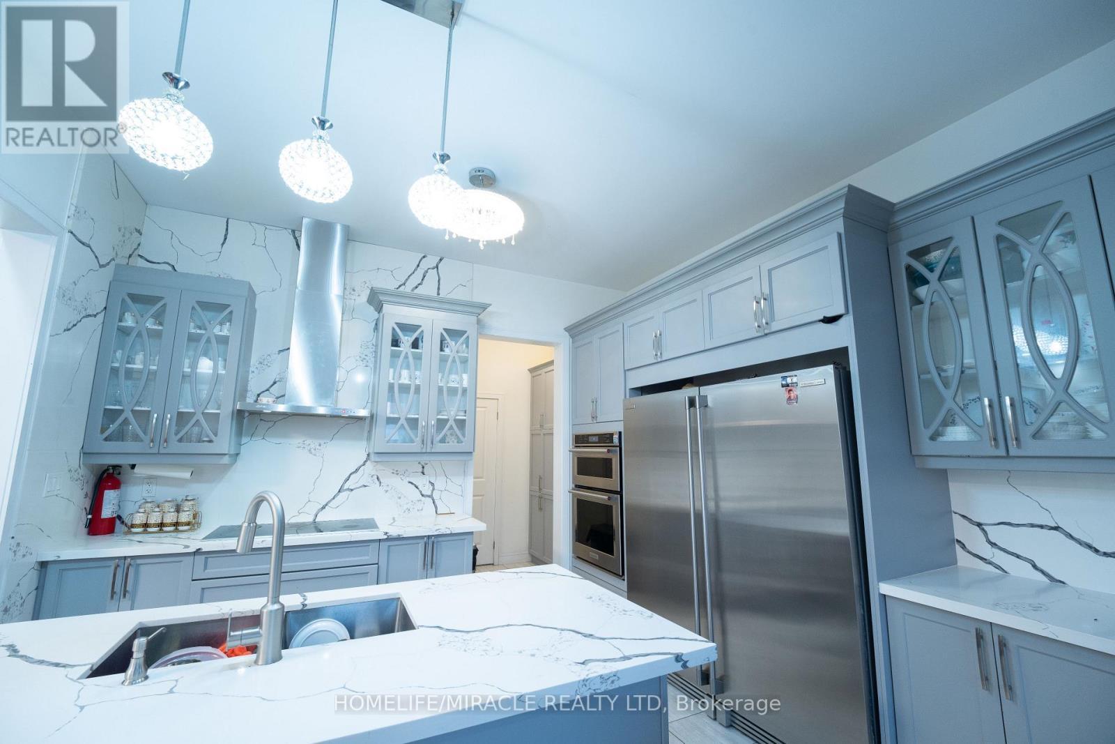 23 Hendricks Crescent, Brampton, ON
