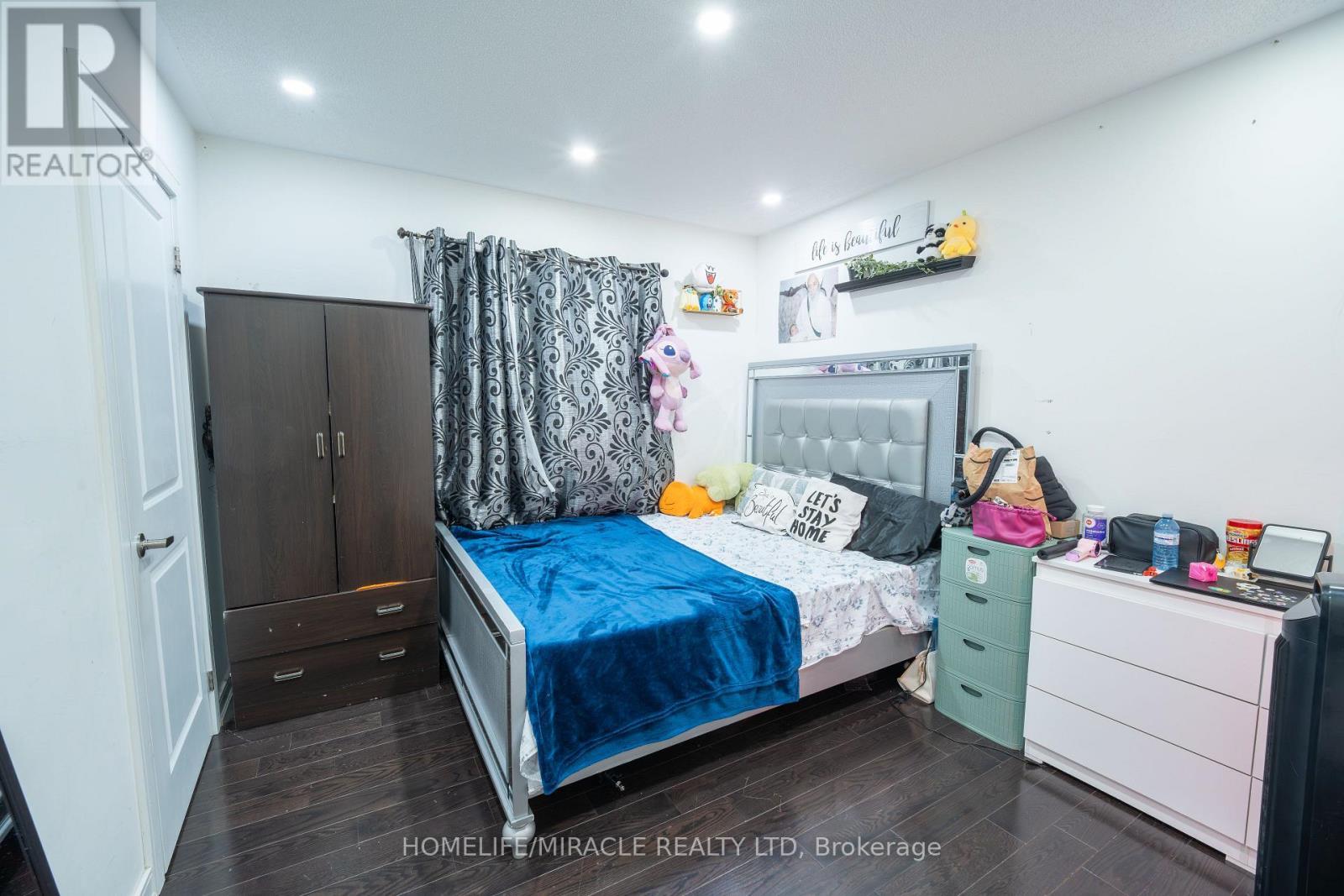 23 Hendricks Crescent, Brampton, ON