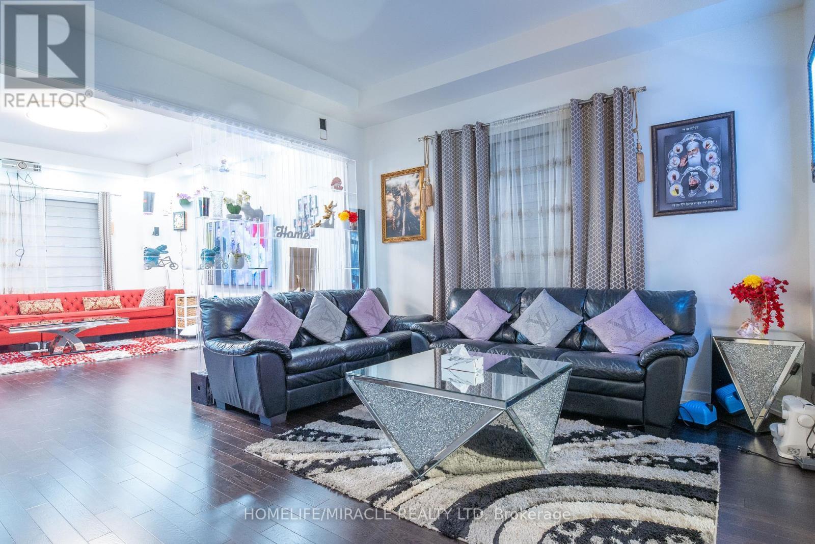 23 Hendricks Crescent, Brampton, ON