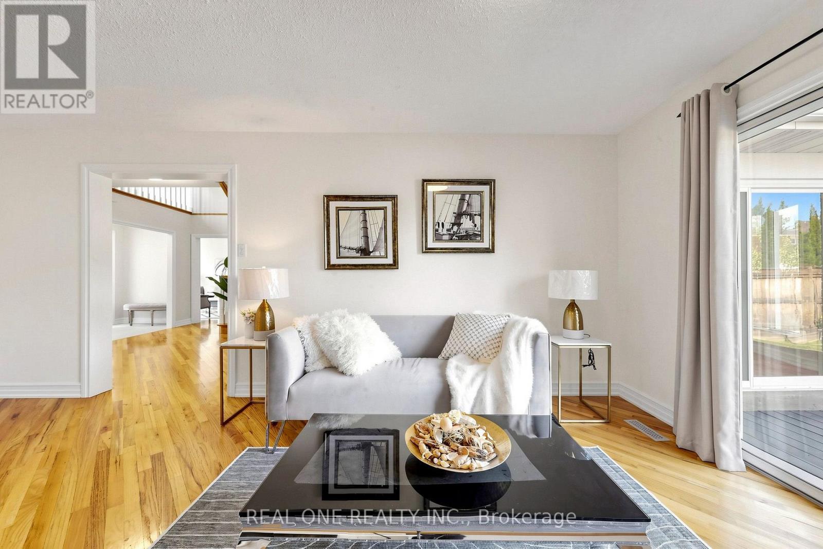 1213 Rosethorne Road, Oakville, ON