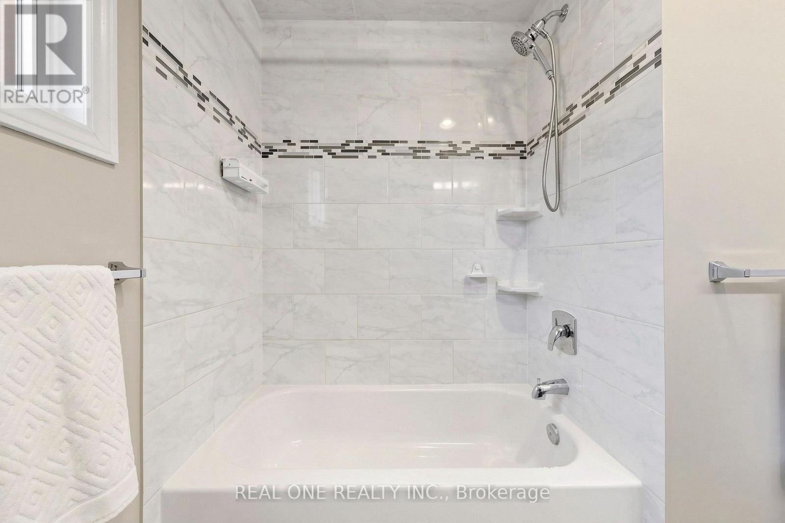 1213 Rosethorne Road, Oakville, ON