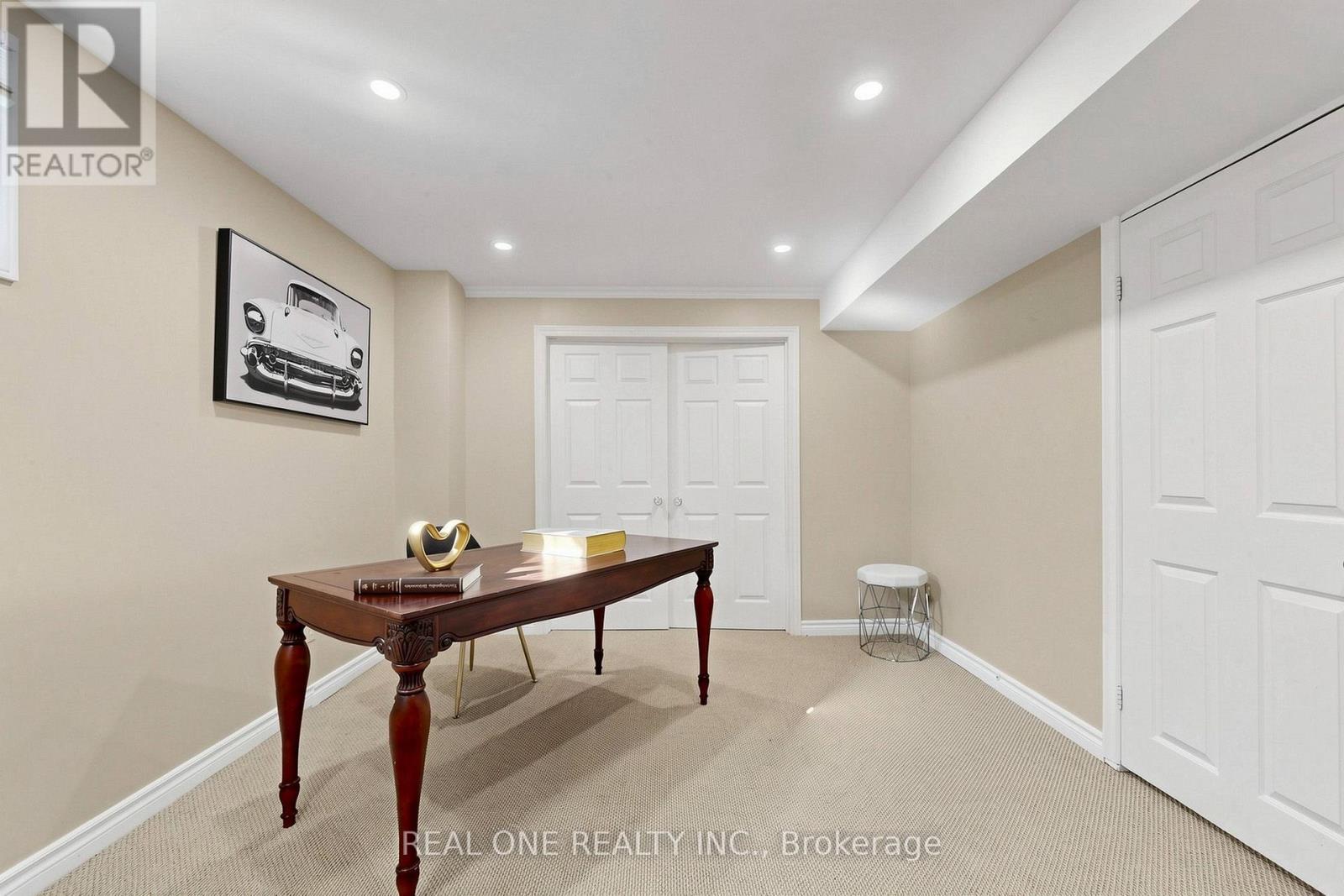 1213 Rosethorne Road, Oakville, ON