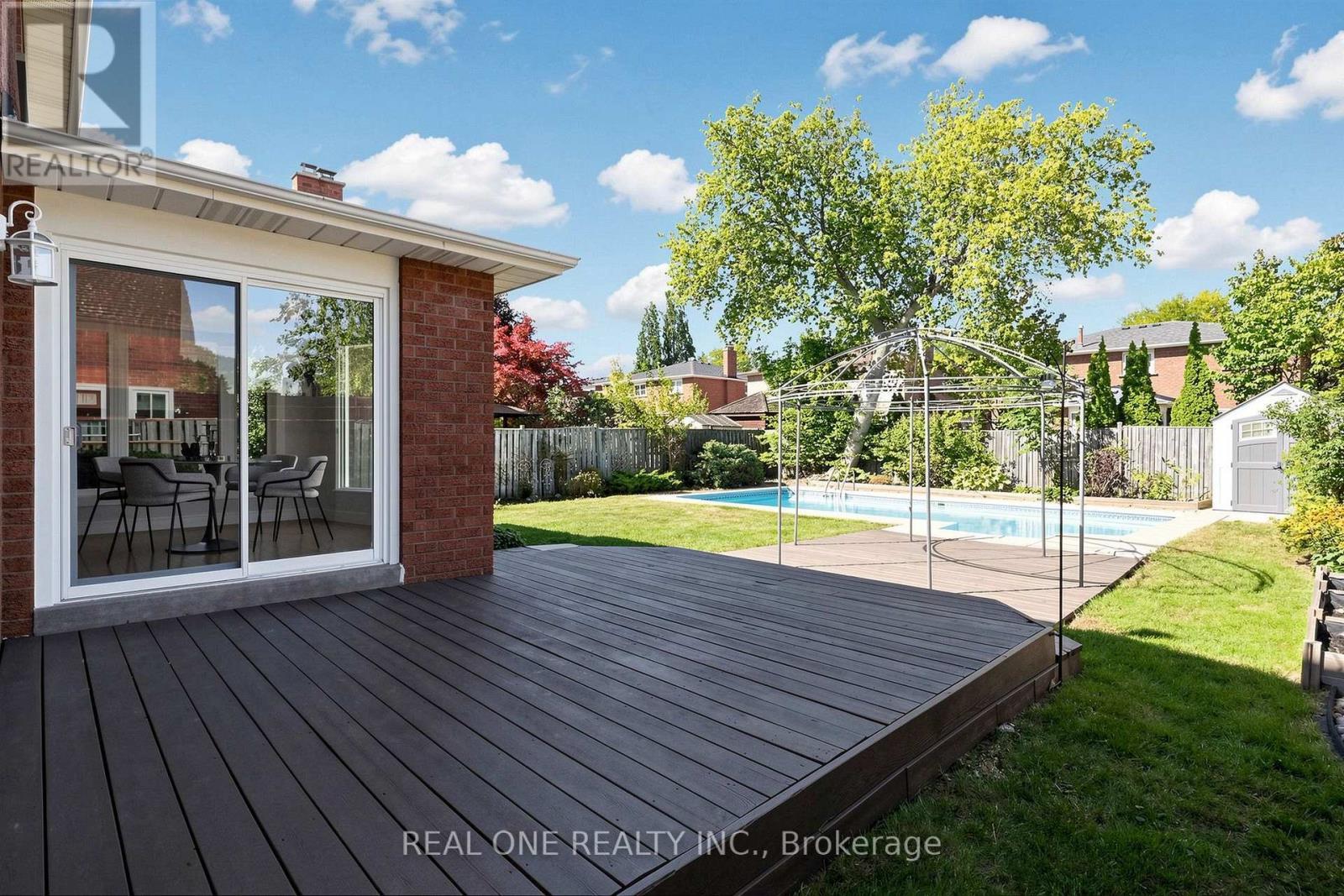 1213 Rosethorne Road, Oakville, ON