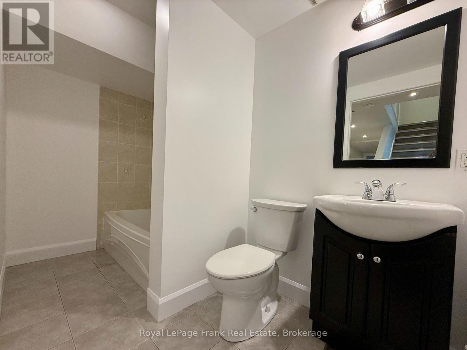 672 Romaine Street, Peterborough (Otonabee Ward 1), ON