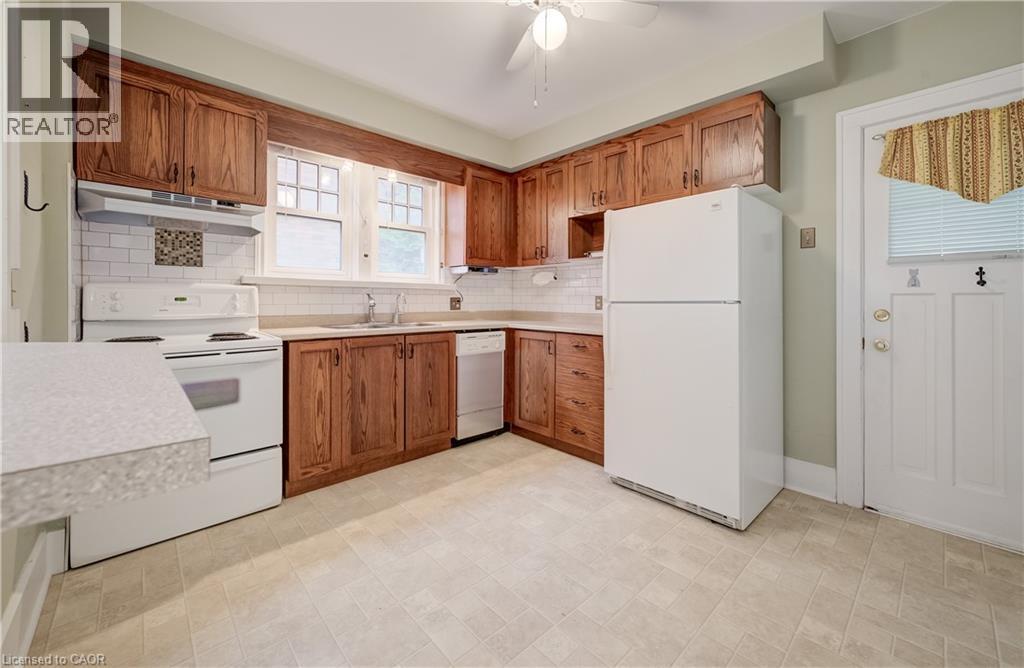 7 Locust Street, Kitchener, ON