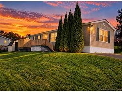 52 Sherrys LANE Fredericton, NB E3C 1C8