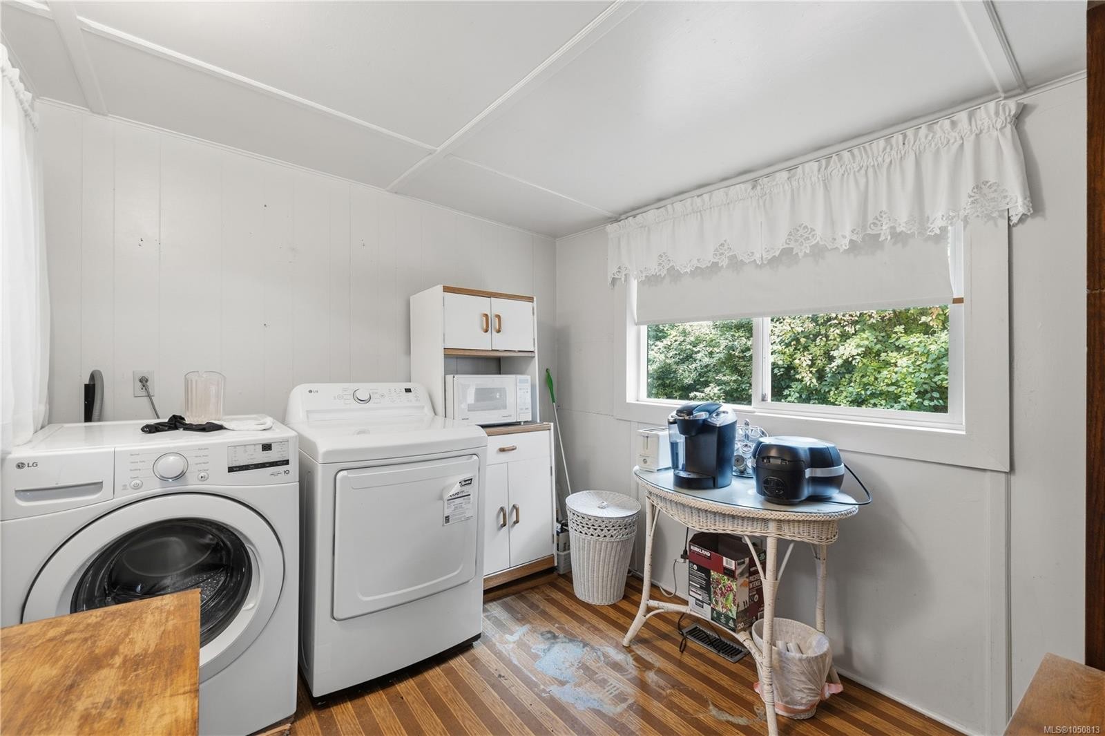 6110 Island Hwy West, Qualicum Beach, BC