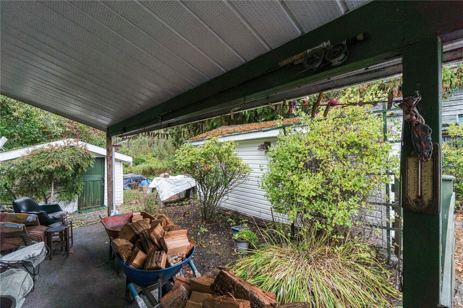 6110 Island Hwy West, Qualicum Beach, BC