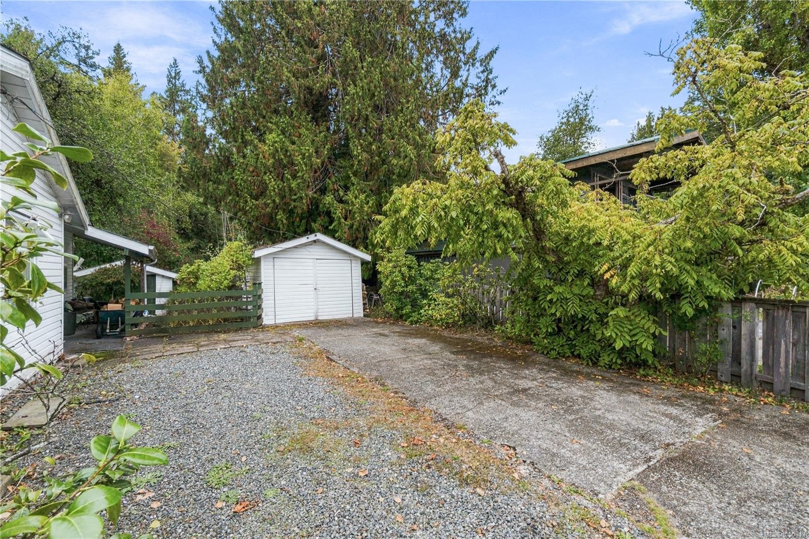 6110 Island Hwy West, Qualicum Beach, BC