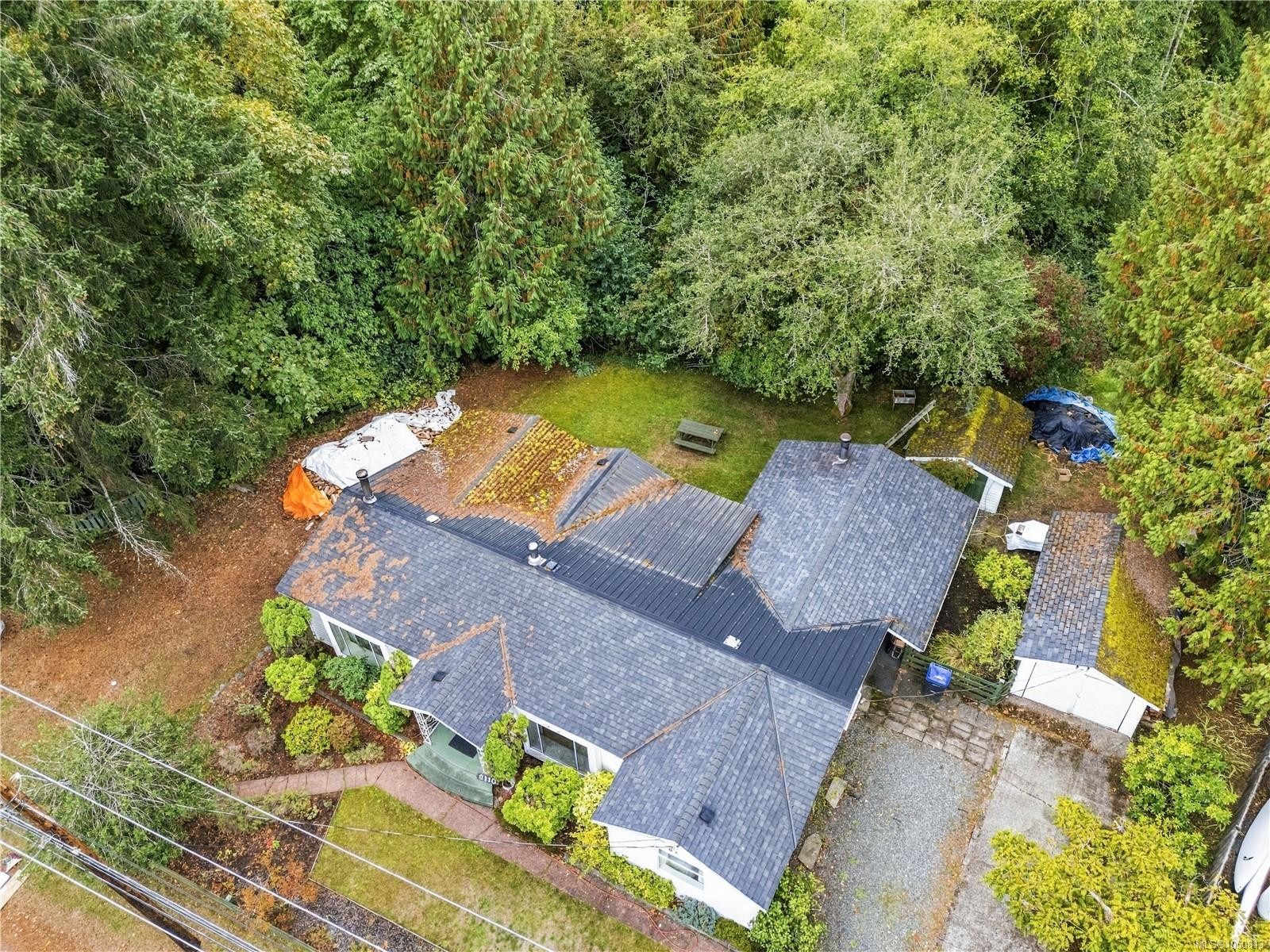6110 Island Hwy West, Qualicum Beach, BC