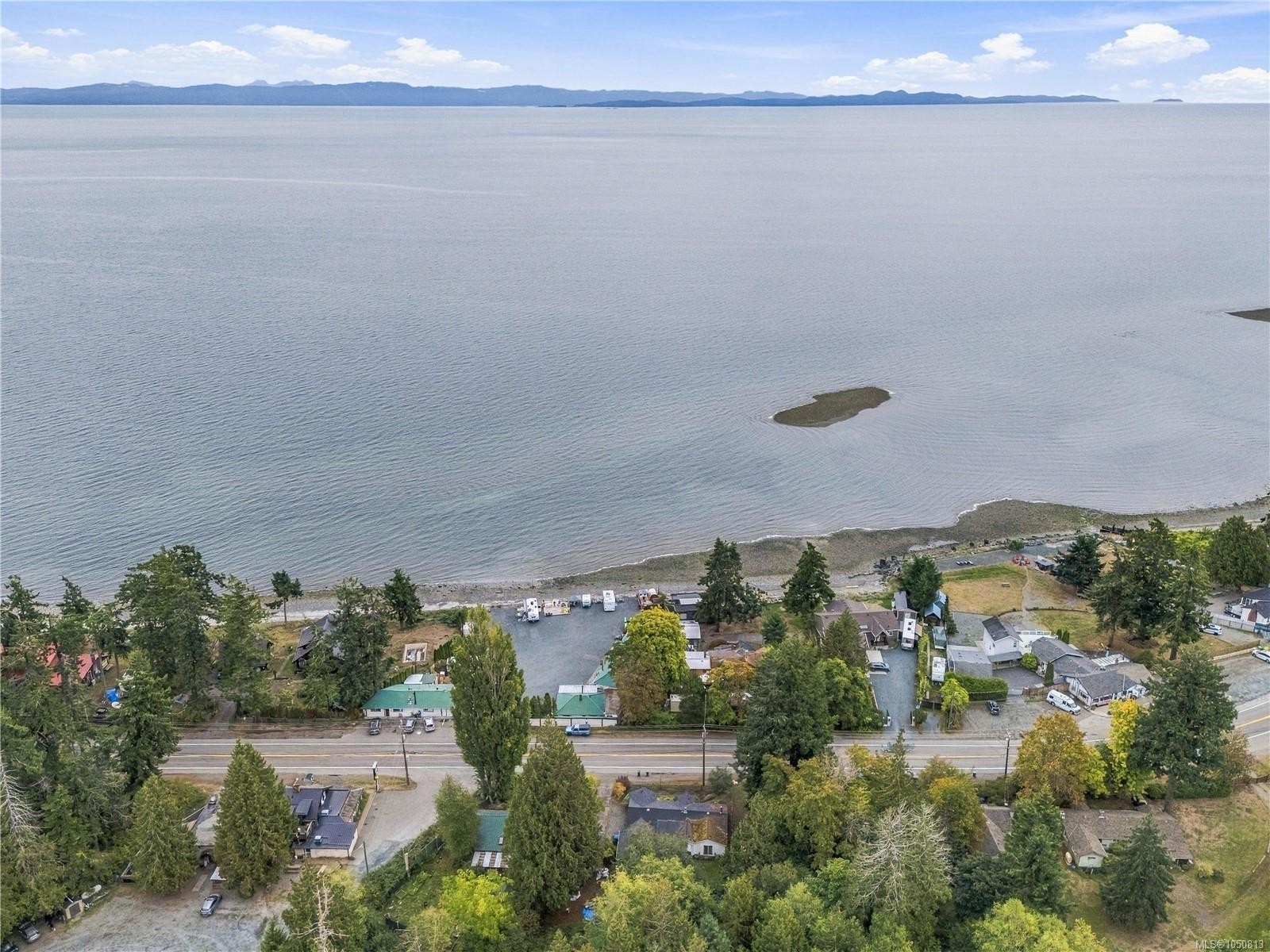 6110 Island Hwy West, Qualicum Beach, BC