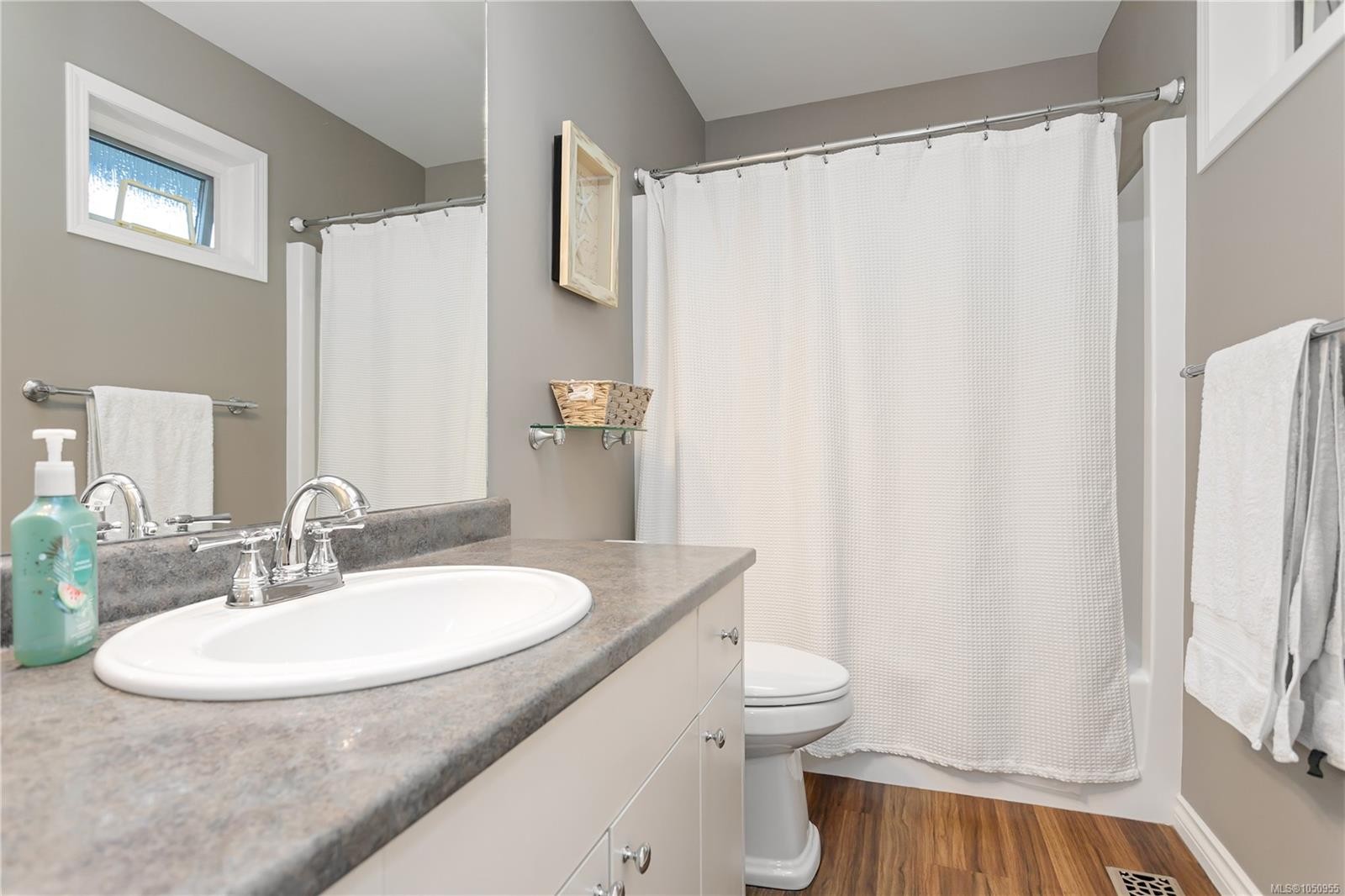 6141 Glacier Way, Nanaimo, BC
