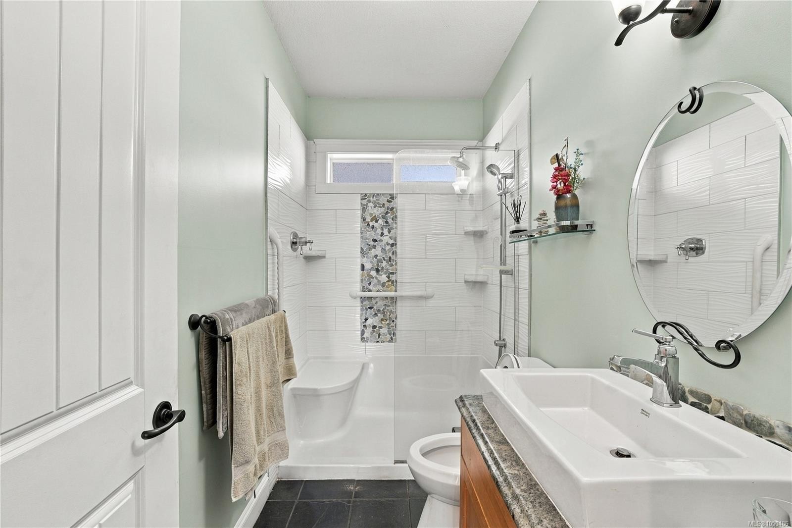 3490 Monterey Dr, Nanaimo, BC