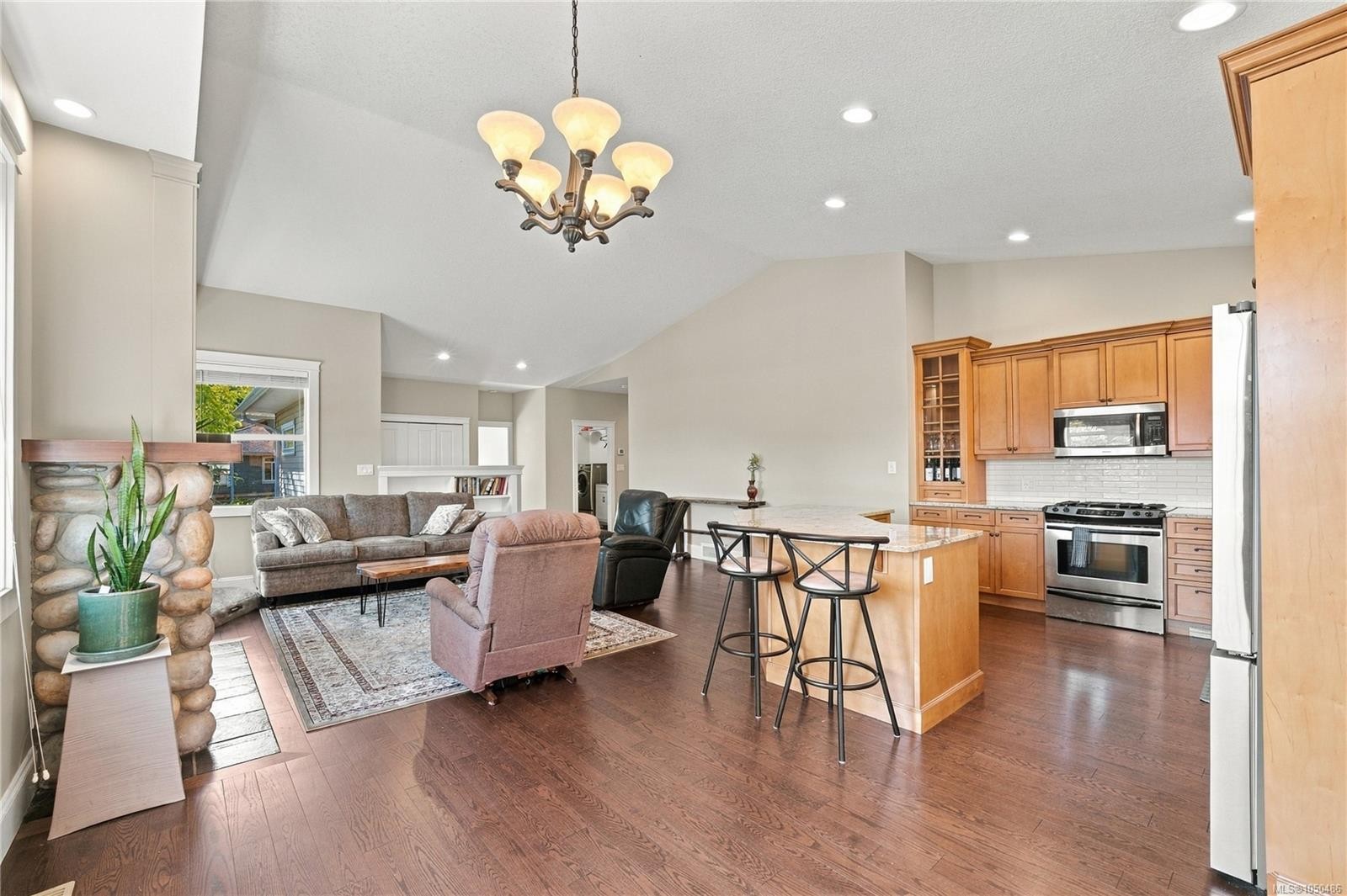3490 Monterey Dr, Nanaimo, BC