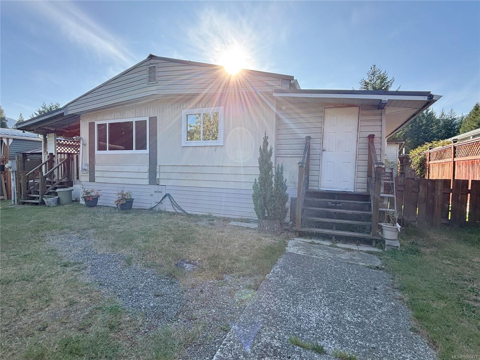 603 Conuma Dr, Gold River, BC