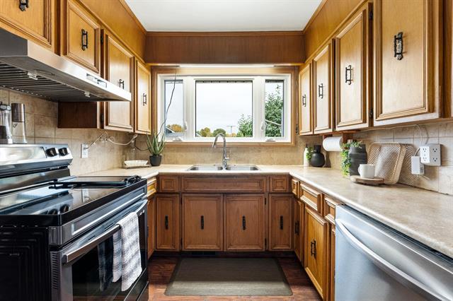 38 Kowall Bay, Winnipeg, MB