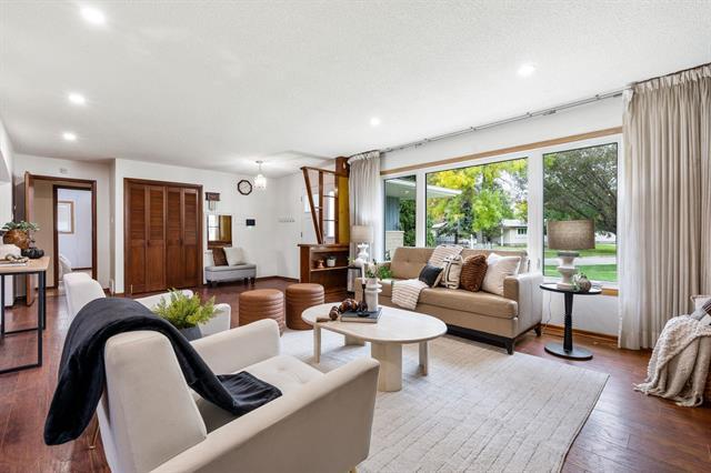 38 Kowall Bay, Winnipeg, MB