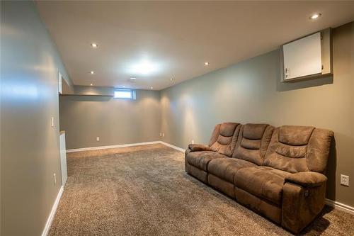 452 Bedson St, Winnipeg, MB 