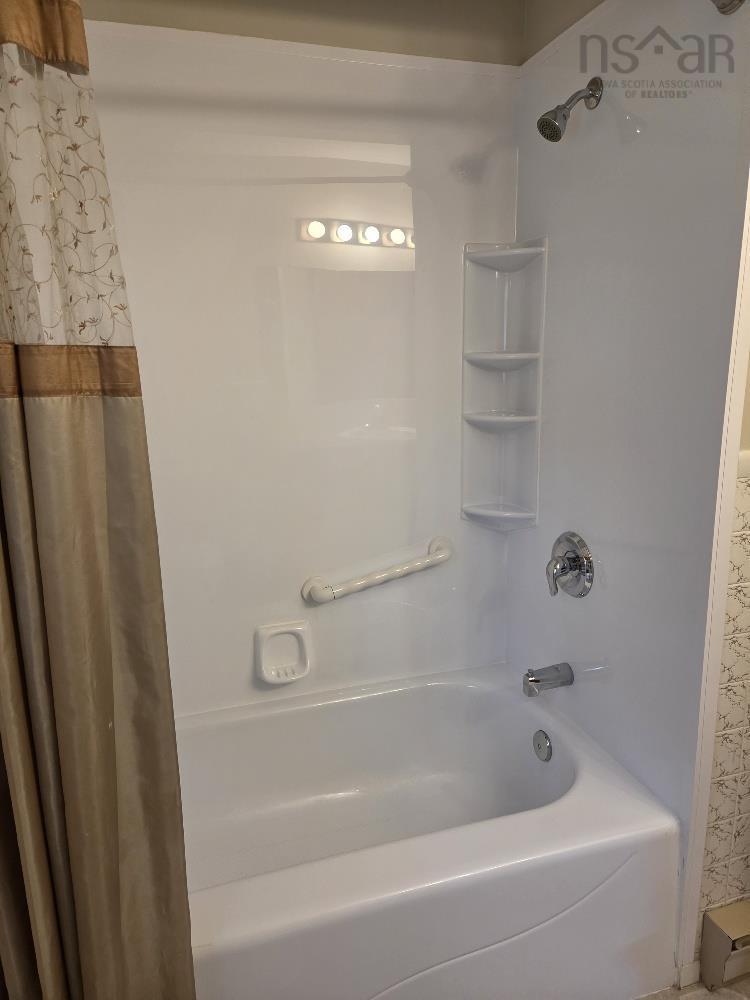 351 Pleasant St, Truro, NS