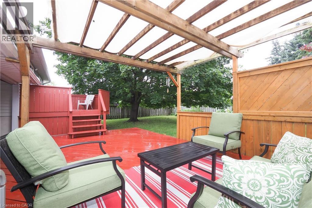 2-tier deck - 219 Foxhunt Road, Waterloo, ON